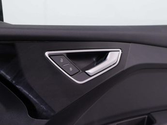 AUDI Q4 E-TRON Q4 e-tron S Line 40 5dr