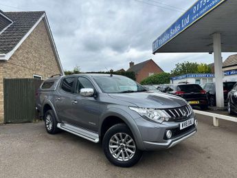 Mitsubishi L200 2.4 L200 Warrior DI-D 4WD