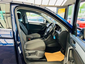 VOLKSWAGEN TIGUAN 2.0 Tiguan SE TDI BlueMotion Technology Semi-Auto 5dr