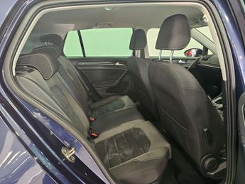 VOLKSWAGEN GOLF 2.0 Golf GT BlueMotion Technology TDI Semi-Auto 5dr