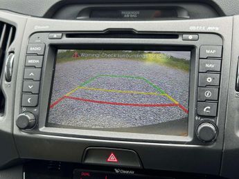KIA SPORTAGE 2.0 Sportage KX-3 Sat Nav CRDi Auto 4WD 5dr