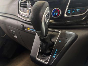 Ford Transit Custom 300 Limited EcoBlue 2.0 Auto