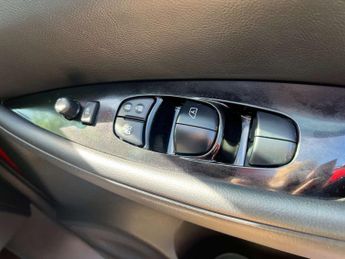 NISSAN LEAF Leaf N-Connecta 5dr