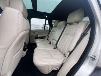 LAND ROVER RANGE ROVER 4.4 Range Rover Vogue SDV8 Automatic 4WD 5dr - OVERFINCH - NATIO
