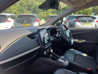 RENAULT ZOE Zoe Iconic Boost Charge EV 50 5dr