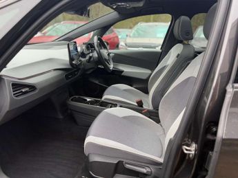 Volkswagen ID.3 Pro Performance 58kWh Tech Auto 5dr