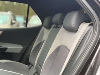 Volkswagen ID.3 Pro Performance 58kWh Tech Auto 5dr
