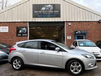 Ford Focus 1.0T EcoBoost Zetec Euro 5 (s/s) 5dr