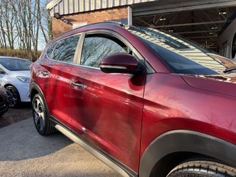 Hyundai TUCSON 1.7 Tucson Premium SE Blue Drive 2WD CRDi Semi-Auto 5dr