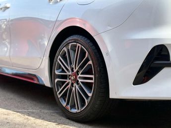 Kia PROCEED 1.6 ProCeed GT ISG Semi-Auto 5dr
