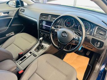 VOLKSWAGEN GOLF 1.6 Golf Match TDI Semi-Auto 5dr