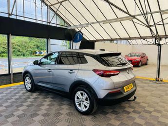 VAUXHALL GRANDLAND X 1.6 Grandland X SE TD S/S Auto 5dr