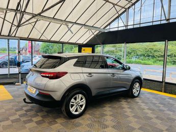 VAUXHALL GRANDLAND X 1.6 Grandland X SE TD S/S Auto 5dr