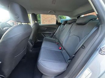 SEAT LEON 1.5 Leon FR TSi Evo Semi-Auto 5dr
