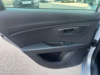 SEAT LEON 1.5 Leon FR TSi Evo Semi-Auto 5dr