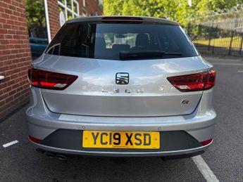 SEAT LEON 1.5 Leon FR TSi Evo Semi-Auto 5dr