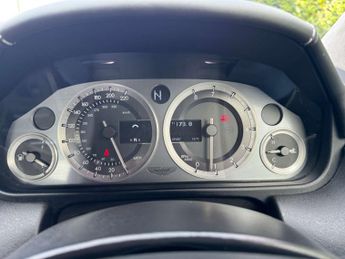 ASTON MARTIN VANTAGE 4.7 Vantage V8 Auto 3dr
