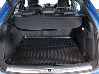 AUDI Q3 1.4 Q3 S Line TFSI Semi-Auto 5dr