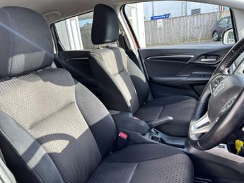HONDA JAZZ 1.3 Jazz EX Navi i-VTec CVT 5dr