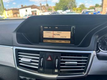 MERCEDES-BENZ E-CLASS 2.1 E250 Sport CDi BlueEfficiency Auto 5dr