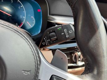 BMW 5 SERIES 2.0 520d xDrive M Sport Automatic 4WD 5dr - NATIONAL DELIVERY*