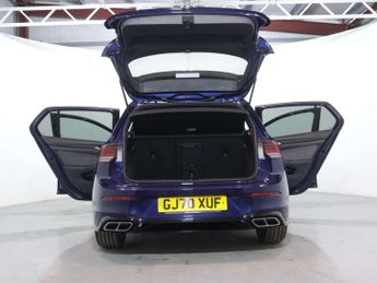VOLKSWAGEN GOLF 1.5 Golf R-Line eTSI Semi-Auto 5dr