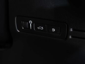 VOLVO XC40 1.5 XC40 R-Design Pro T5 Recharge Auto 5dr