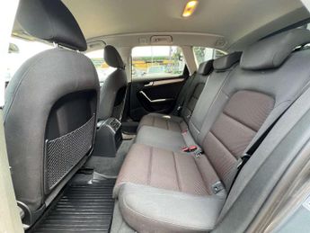 AUDI A4 Allroad 2.0 TDI Estate 5dr Diesel S Tronic quattro Euro 5 (s/s) (177 ps)