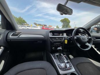 AUDI A4 Allroad 2.0 TDI Estate 5dr Diesel S Tronic quattro Euro 5 (s/s) (177 ps)