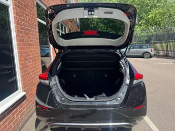 NISSAN LEAF Leaf N-Connecta 5dr