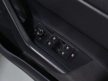 VOLKSWAGEN POLO 1.0 Polo R-Line TSI Semi-Auto 5dr