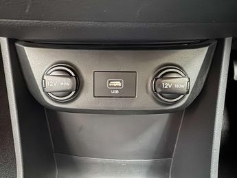 HYUNDAI IONIQ IONIQ Premium BEV 5dr