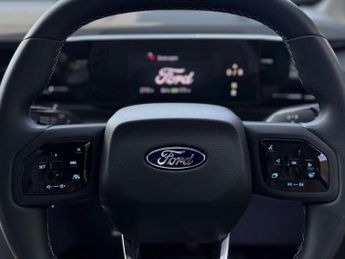 FORD EXPLORER Explorer Premium EV 5dr