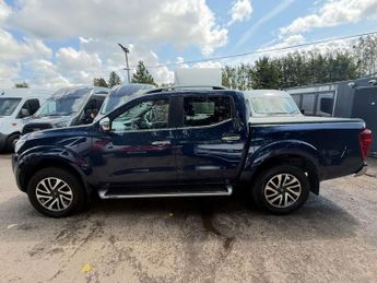 NISSAN NAVARA 2.3 Navara Tekna dCi Auto 4WD 5dr