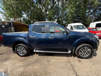 NISSAN NAVARA 2.3 Navara Tekna dCi Auto 4WD 5dr