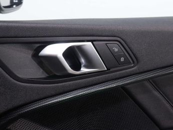 BMW 1 SERIES 1.5 118I Sport Auto 5dr