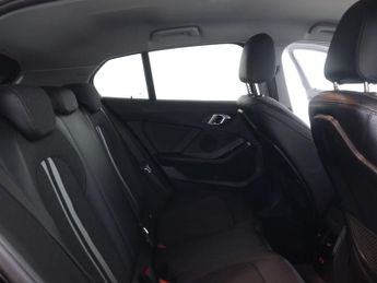 BMW 1 SERIES 1.5 118I Sport Auto 5dr