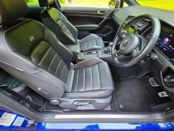 VOLKSWAGEN GOLF 2.0 Golf R TSi Semi-Auto 4WD 3dr