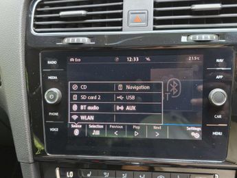 VOLKSWAGEN GOLF 2.0 Golf R TSi Semi-Auto 4WD 3dr