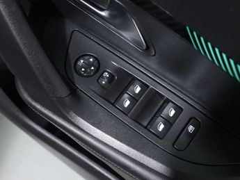 PEUGEOT 2008 1.2 2008 Allure Premium PureTech S/S Auto 5dr