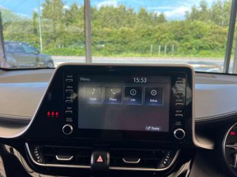 TOYOTA C-HR 1.8 C-HR Icon HEV CVT 5dr