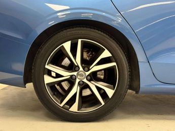 Volvo S60 2.0 S60 R-Design B5 MHEV Auto 4dr