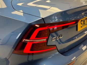 Volvo S60 2.0 S60 R-Design B5 MHEV Auto 4dr