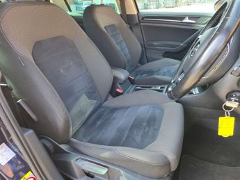 Volkswagen GOLF 2.0 Golf GT BlueMotion Technology TDI Semi-Auto 5dr
