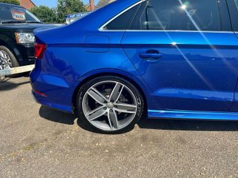 AUDI A3 2.0 S3 Quattro Semi-Auto 4WD 4dr
