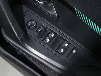 PEUGEOT 2008 1.2 2008 Allure Premium PureTech S/S Auto 5dr
