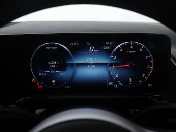 MERCEDES-BENZ GLA 1.3 GLA 180 AMG Line Premium Auto 5dr