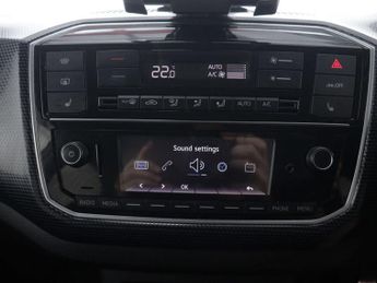 VOLKSWAGEN UP! e-up! 5dr