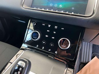 LAND ROVER RANGE ROVER EVOQUE 2.0 Range Rover Evoque R-Dynamic Auto 4WD 5dr