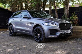 Jaguar F-Pace 2.0 F-PACE Chequered Flag AWD D Auto 4WD 5dr
